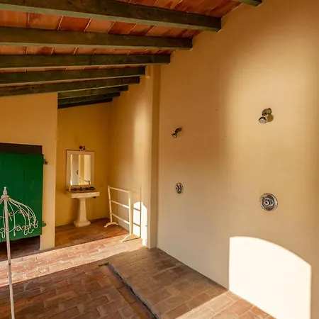 Tenuta San Crescenzio * Magliano in Toscana